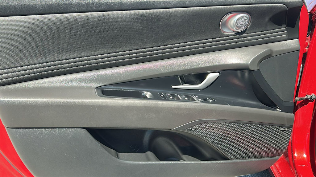 Thumbnail: 2024 Hyundai Elantra - 28