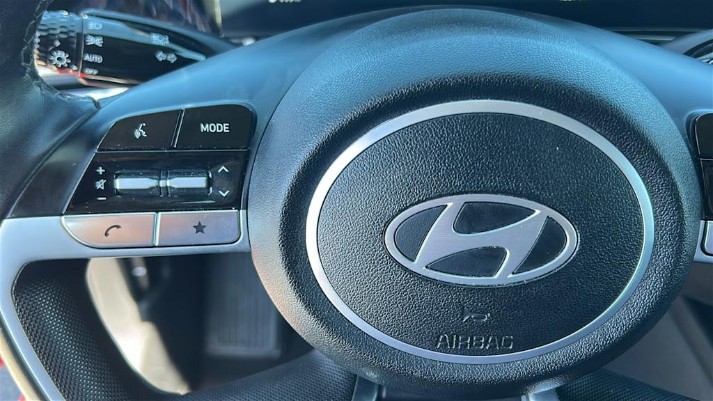 Thumbnail: 2024 Hyundai Elantra - 25