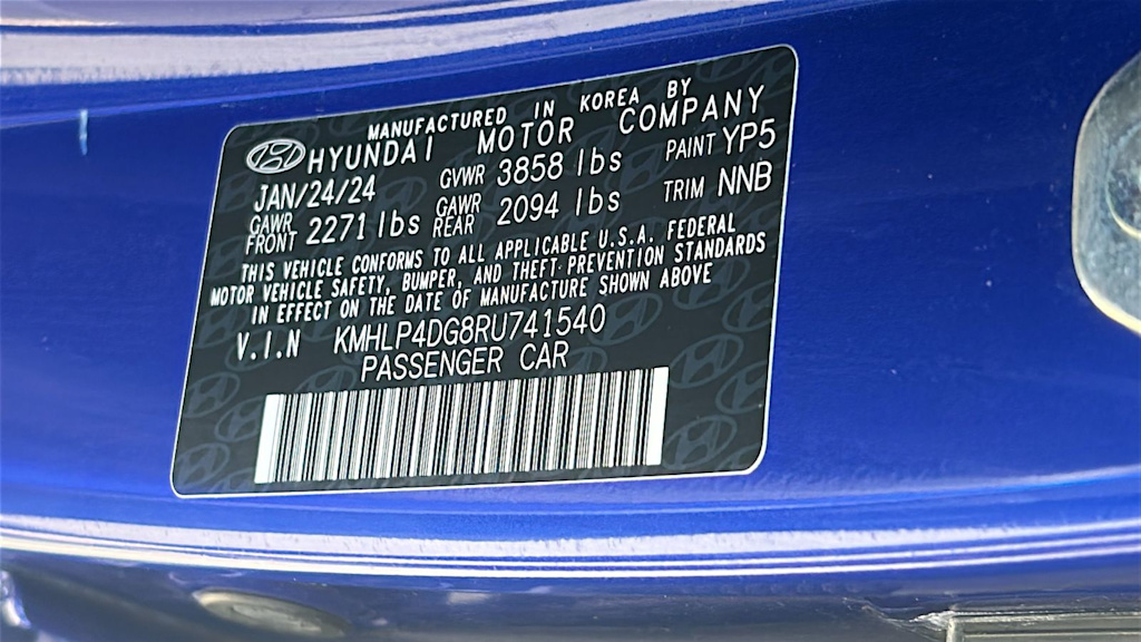 Thumbnail: 2024 Hyundai Elantra - 18