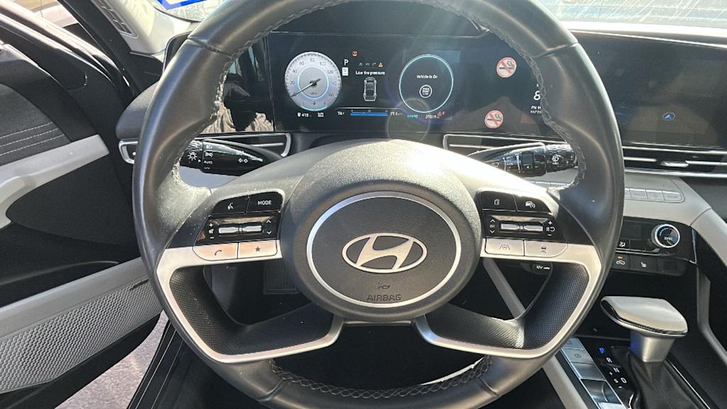 Thumbnail: 2025 Hyundai Elantra - 9