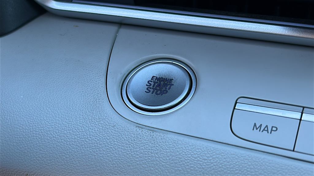 Thumbnail: 2025 Hyundai Elantra - 24