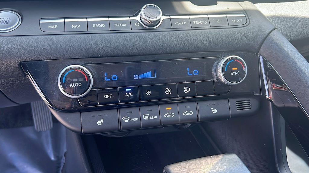 2023 Hyundai Elantra SEL 23