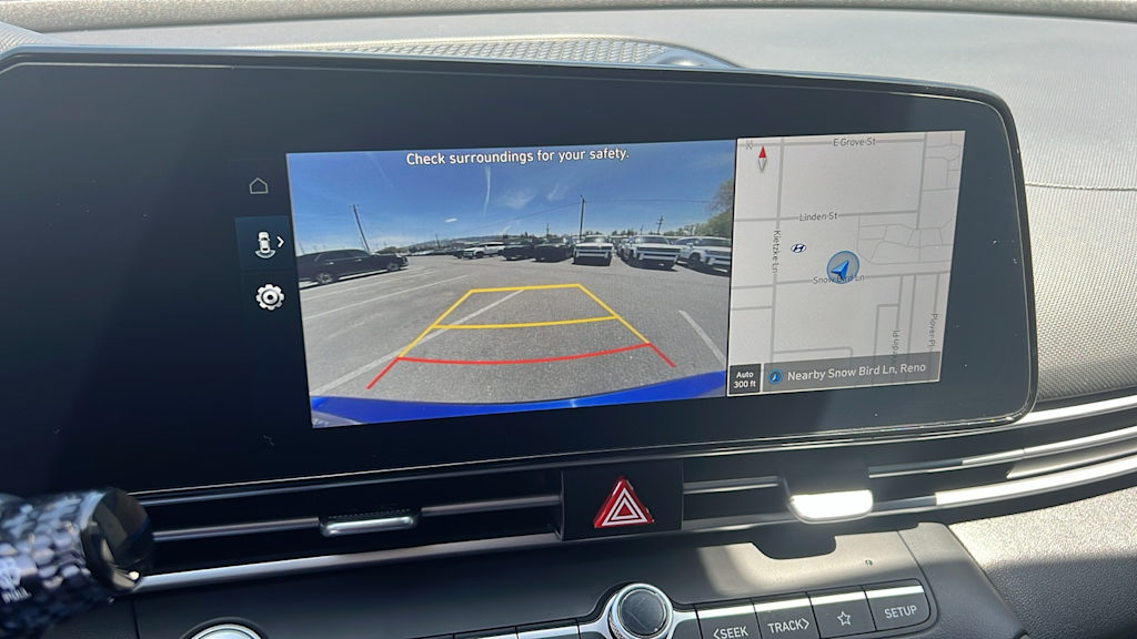 2023 Hyundai Elantra SEL 24