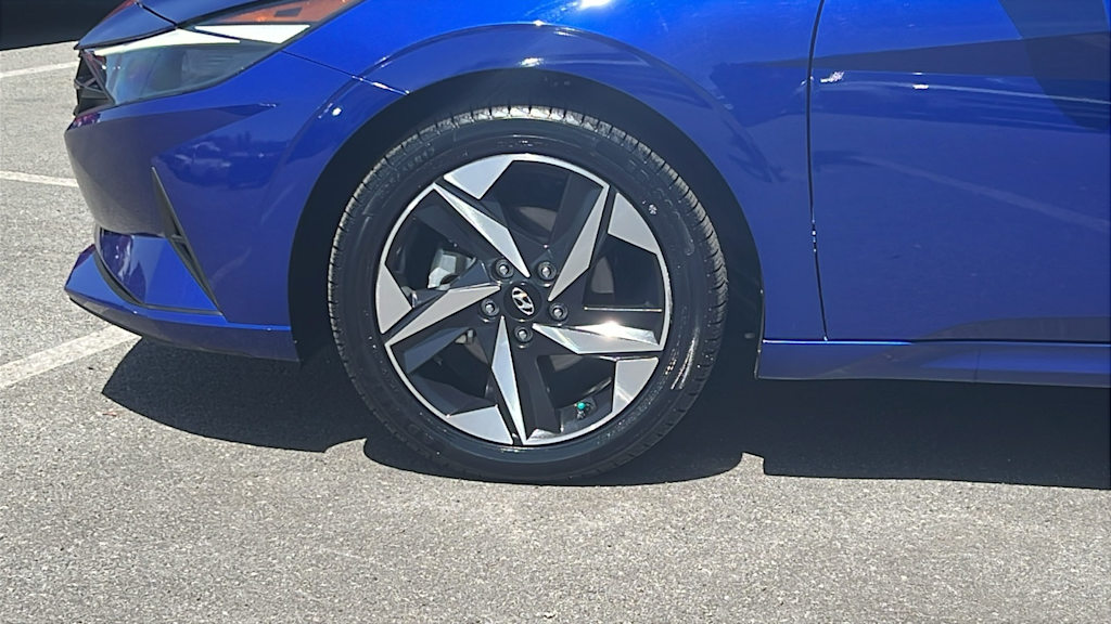 2023 Hyundai Elantra SEL 8