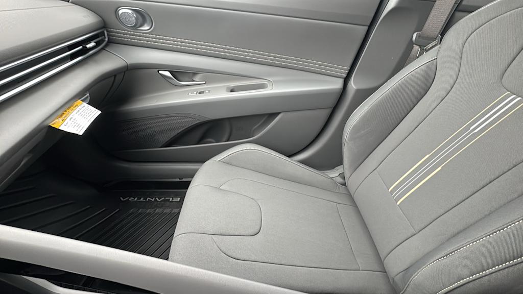 Thumbnail: 2026 Hyundai Elantra - 10