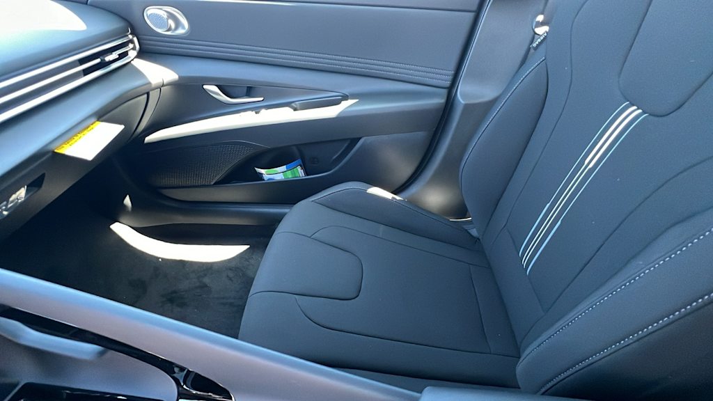 2024 Hyundai Elantra SEL 28