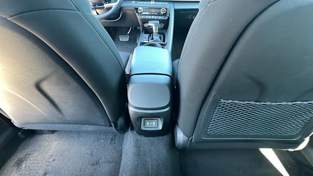 2024 Hyundai Elantra SEL 24