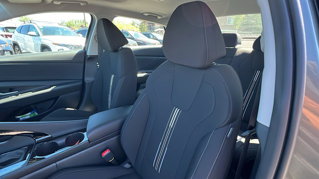 2024 Hyundai Elantra SEL 27