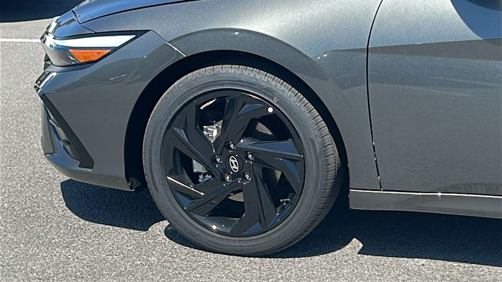 Thumbnail: 2026 Hyundai Elantra - 8