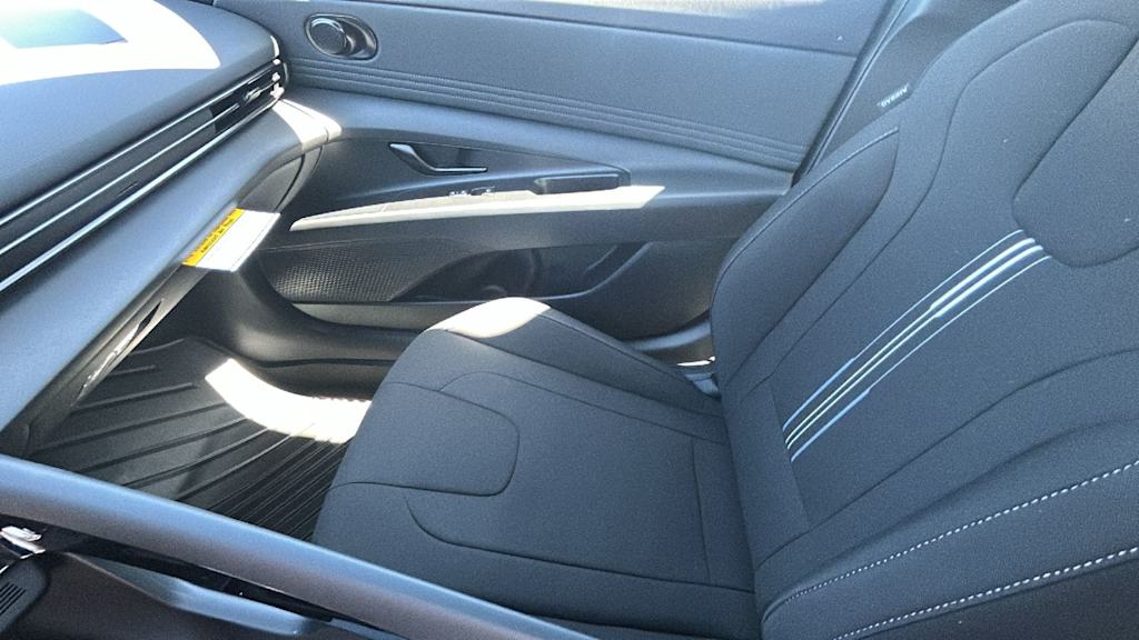 Thumbnail: 2026 Hyundai Elantra - 10