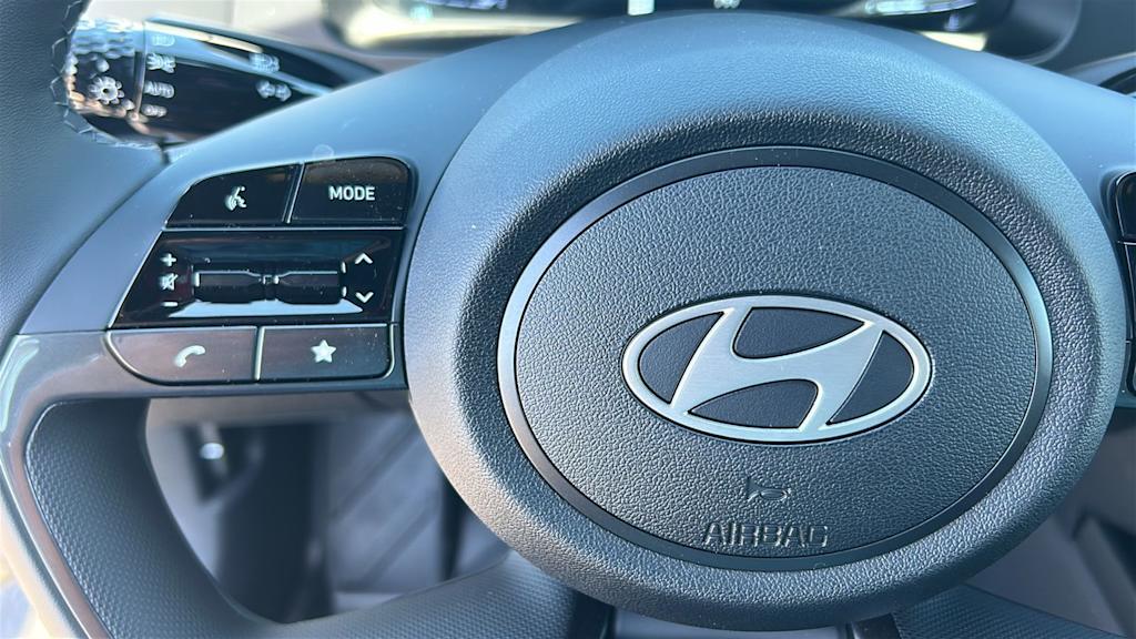 Thumbnail: 2026 Hyundai Elantra - 24