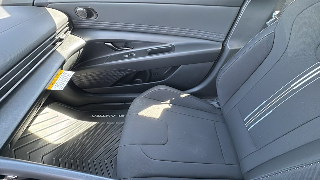 Thumbnail: 2026 Hyundai Elantra - 10