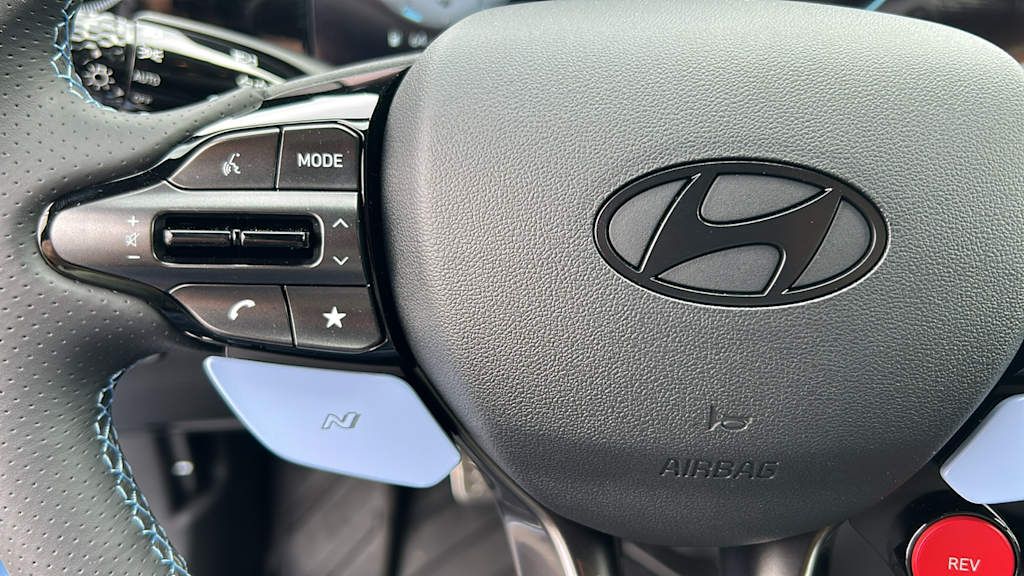 Thumbnail: 2025 Hyundai Elantra - 24