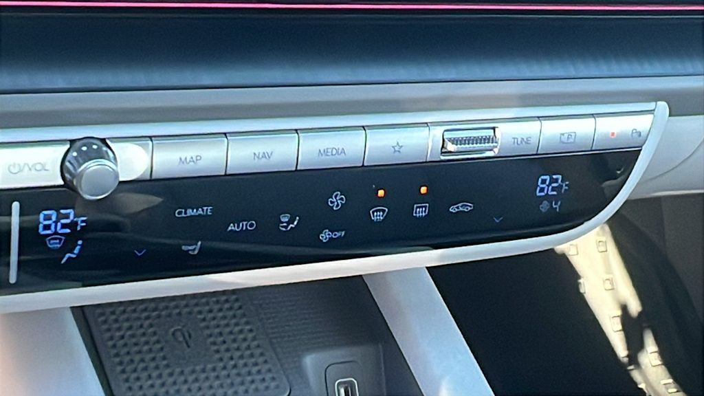 Thumbnail: 2025 Hyundai Ioniq 6 - 22