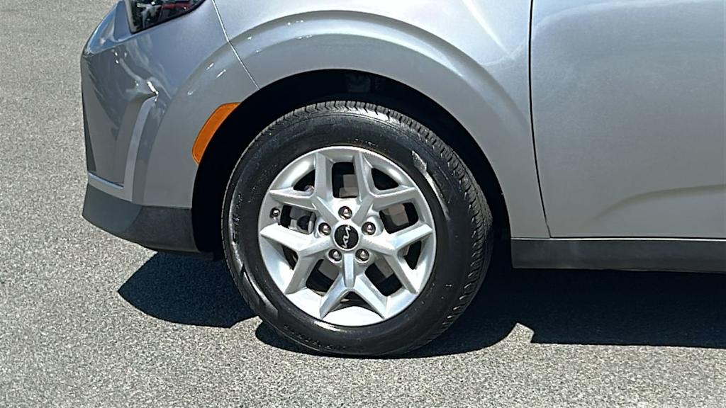 Thumbnail: 2024 Kia Soul - 7
