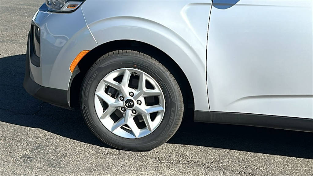 Thumbnail: 2021 Kia Soul - 7