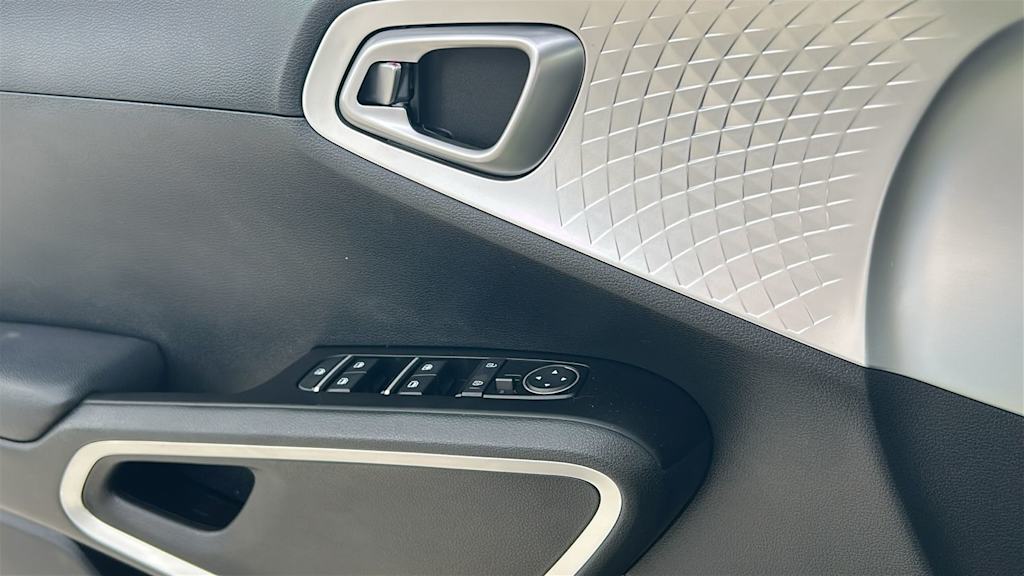 Thumbnail: 2024 Kia Soul - 27