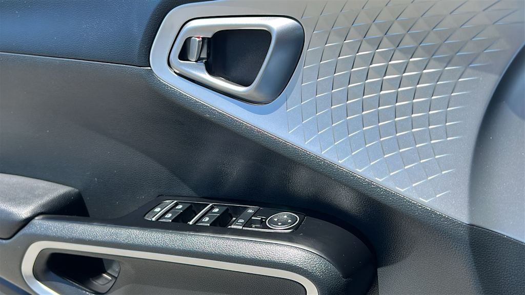 Thumbnail: 2025 Kia Soul - 27