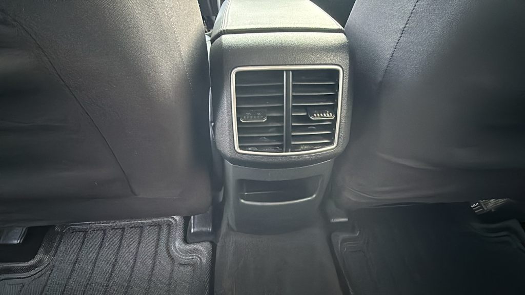 Thumbnail: 2024 Kia Sportage - 30