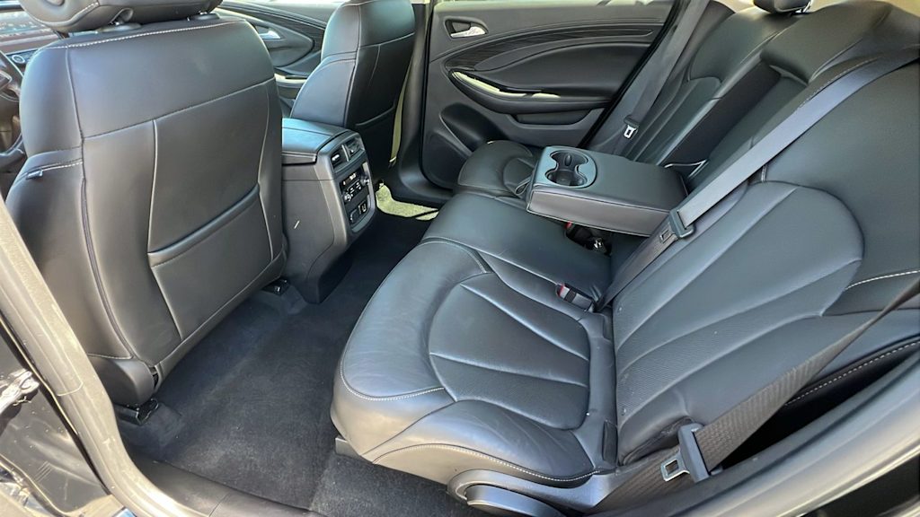 Thumbnail: 2017 Buick Envision - 12