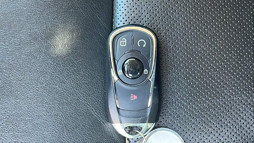 Thumbnail: 2017 Buick Envision - 18