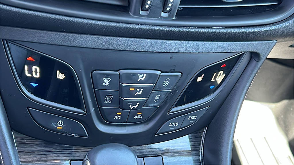 Thumbnail: 2017 Buick Envision - 23