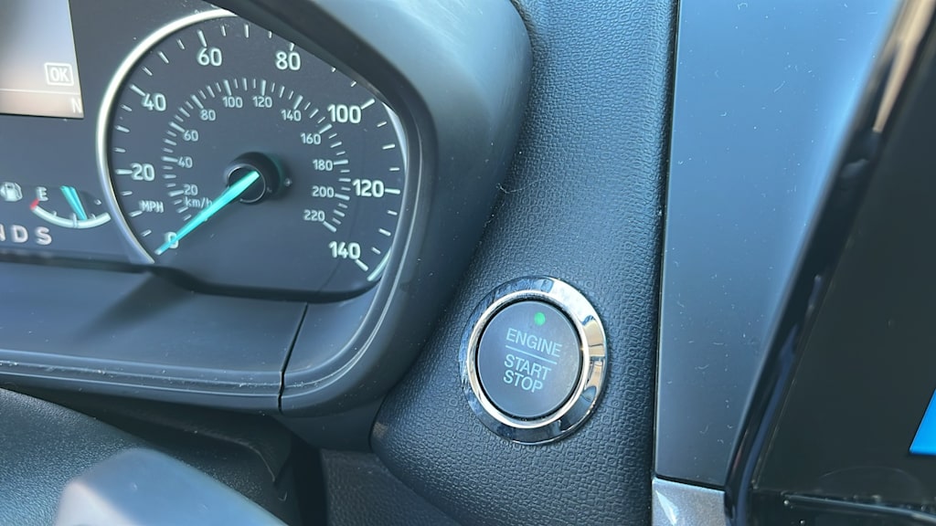 Thumbnail: 2019 Ford EcoSport - 25