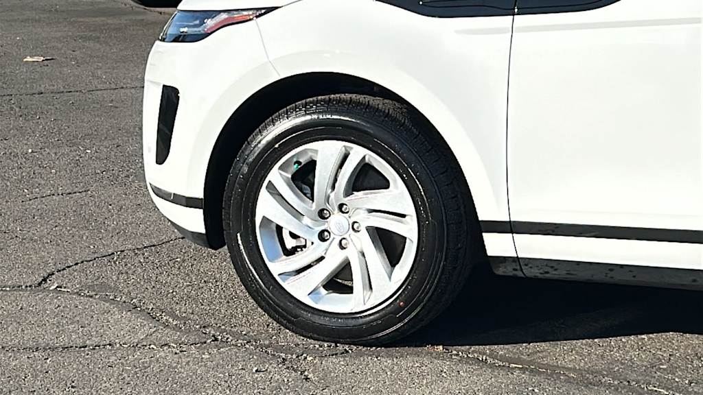 Thumbnail: 2024 Land Rover Range Rover Evoque - 8