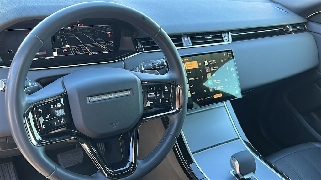 Thumbnail: 2024 Land Rover Range Rover Evoque - 2