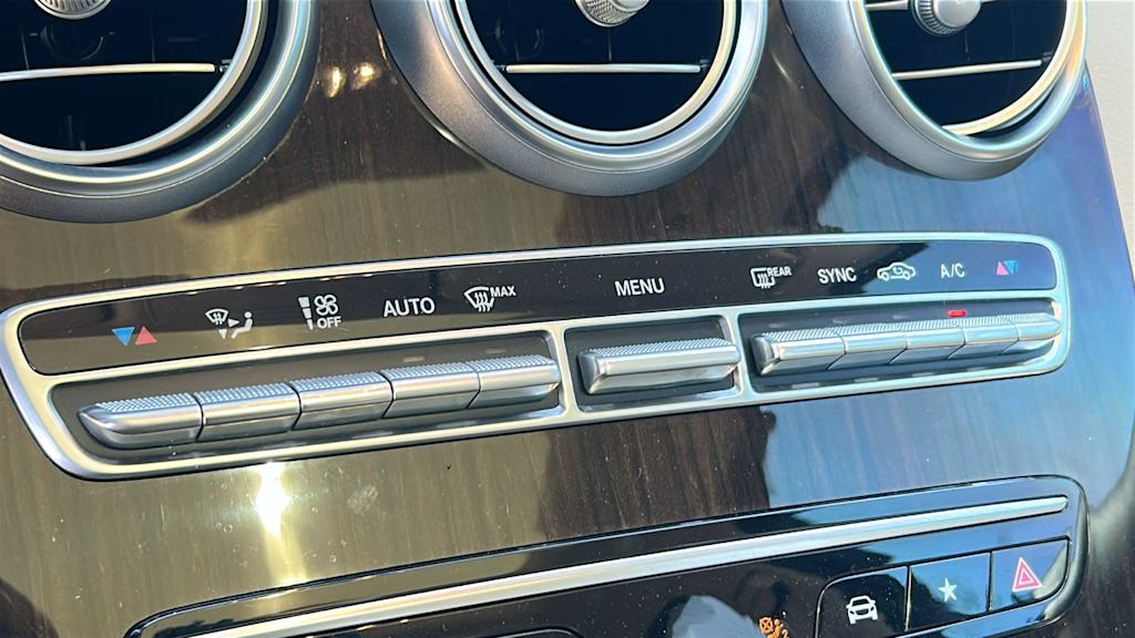 Thumbnail: 2021 Mercedes-Benz GLC - 16