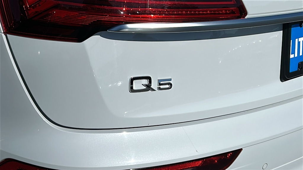 Thumbnail: 2021 Audi Q5 - 7