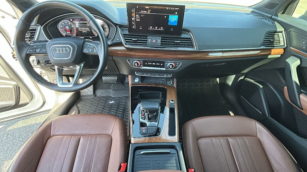 Thumbnail: 2021 Audi Q5 - 12