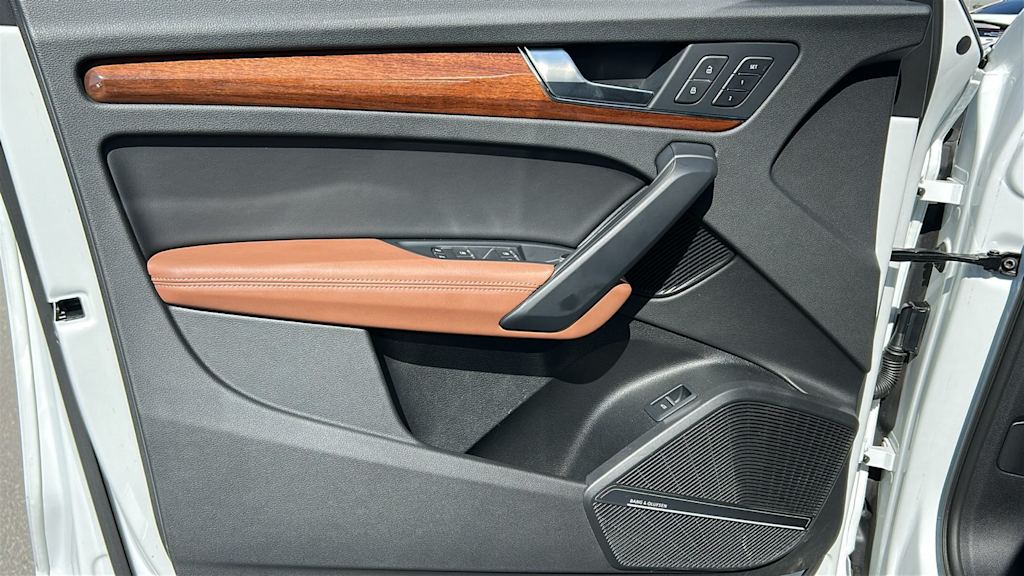 Thumbnail: 2021 Audi Q5 - 29