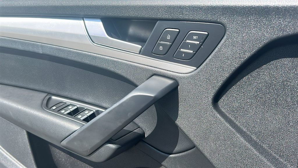 Thumbnail: 2018 Audi Q5 - 28