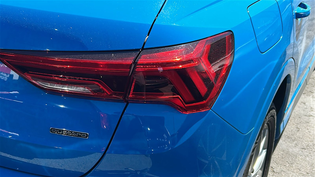 Thumbnail: 2023 Audi Q3 - 12