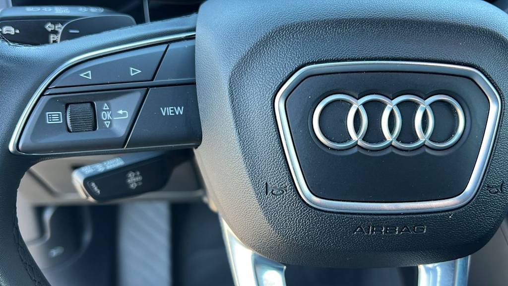 Thumbnail: 2023 Audi Q3 - 26