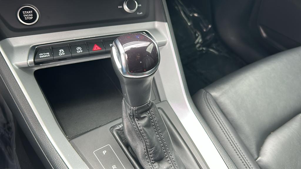 Thumbnail: 2022 Audi Q3 - 15