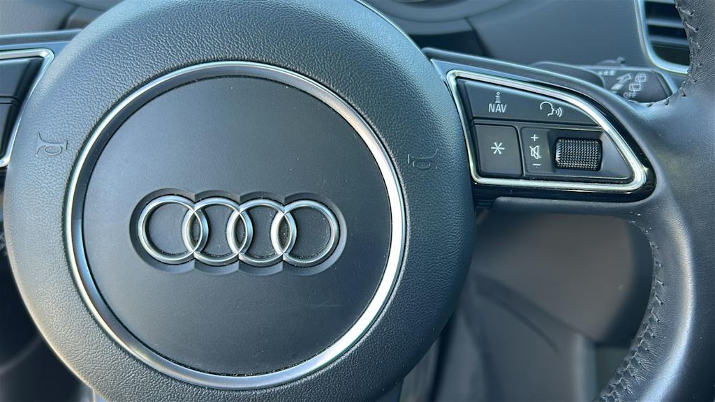 Thumbnail: 2016 Audi Q3 - 27