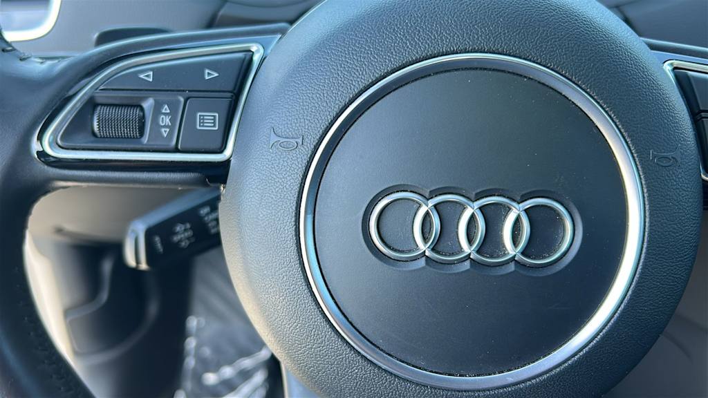 Thumbnail: 2016 Audi Q3 - 26