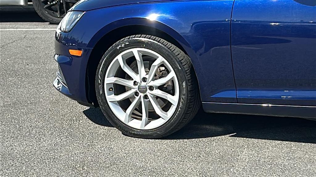 Thumbnail: 2019 Audi A4 - 8