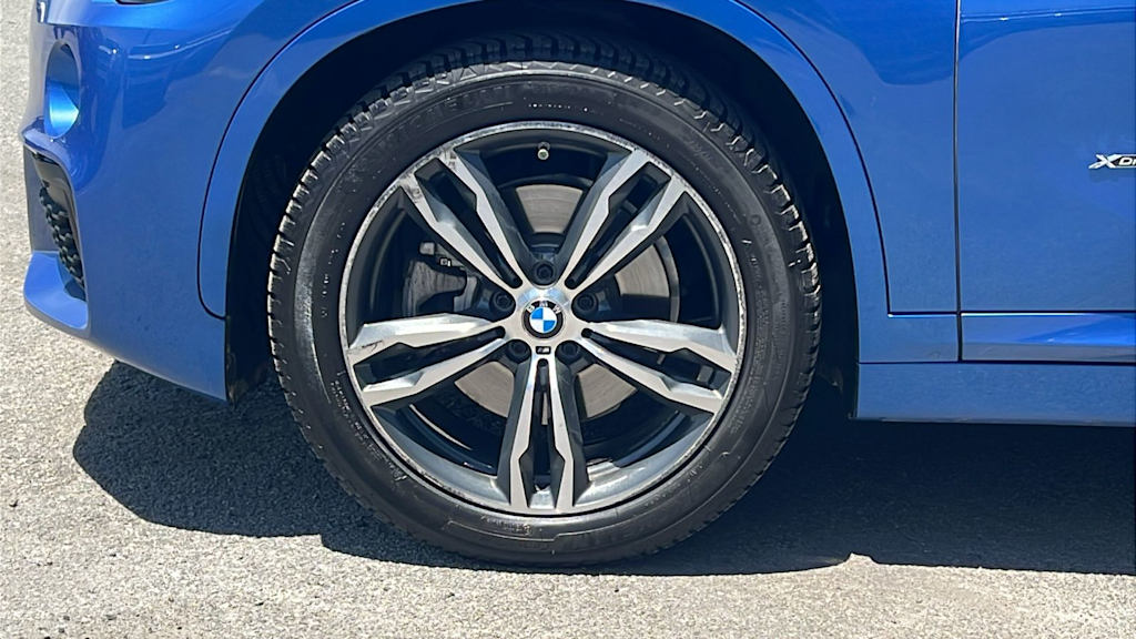 Thumbnail: 2018 BMW X1 - 8
