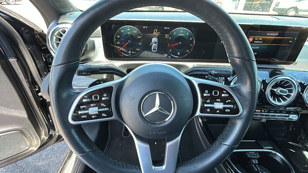 Thumbnail: 2019 Mercedes-Benz A-Class - 9