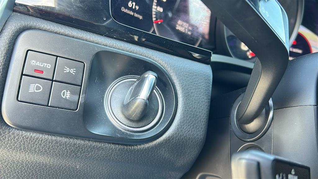 Thumbnail: 2023 Porsche Cayenne - 24