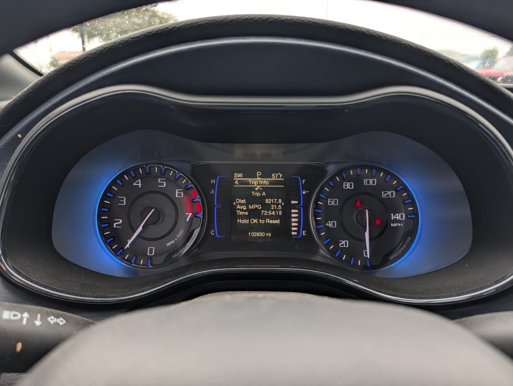 Thumbnail: 2015 Chrysler 200 - 8