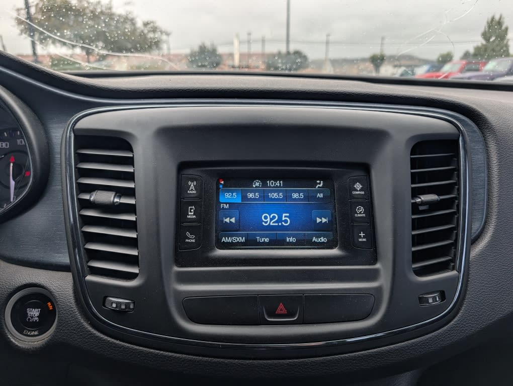 Thumbnail: 2015 Chrysler 200 - 7