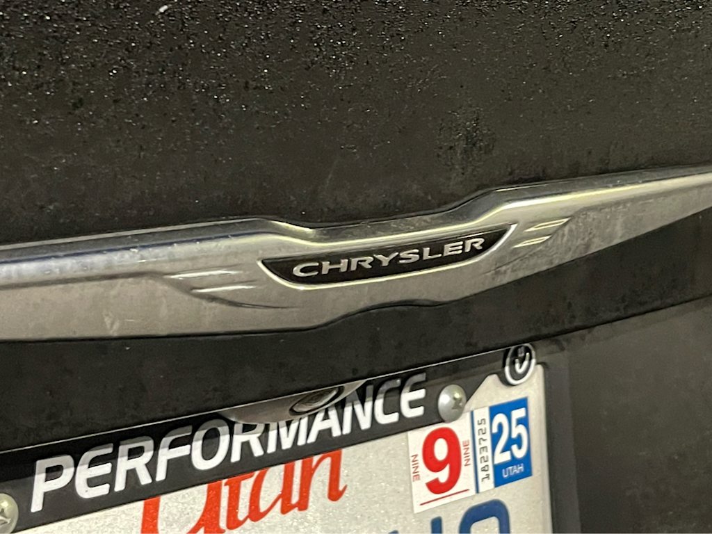 Thumbnail: 2015 Chrysler 200 - 5