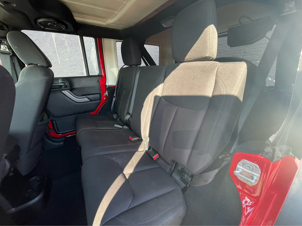 Thumbnail: 2014 Jeep Wrangler - 22