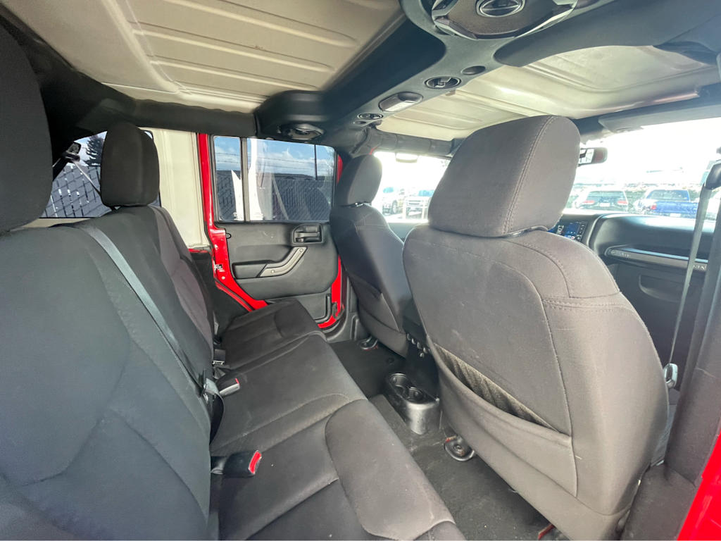 Thumbnail: 2014 Jeep Wrangler - 23