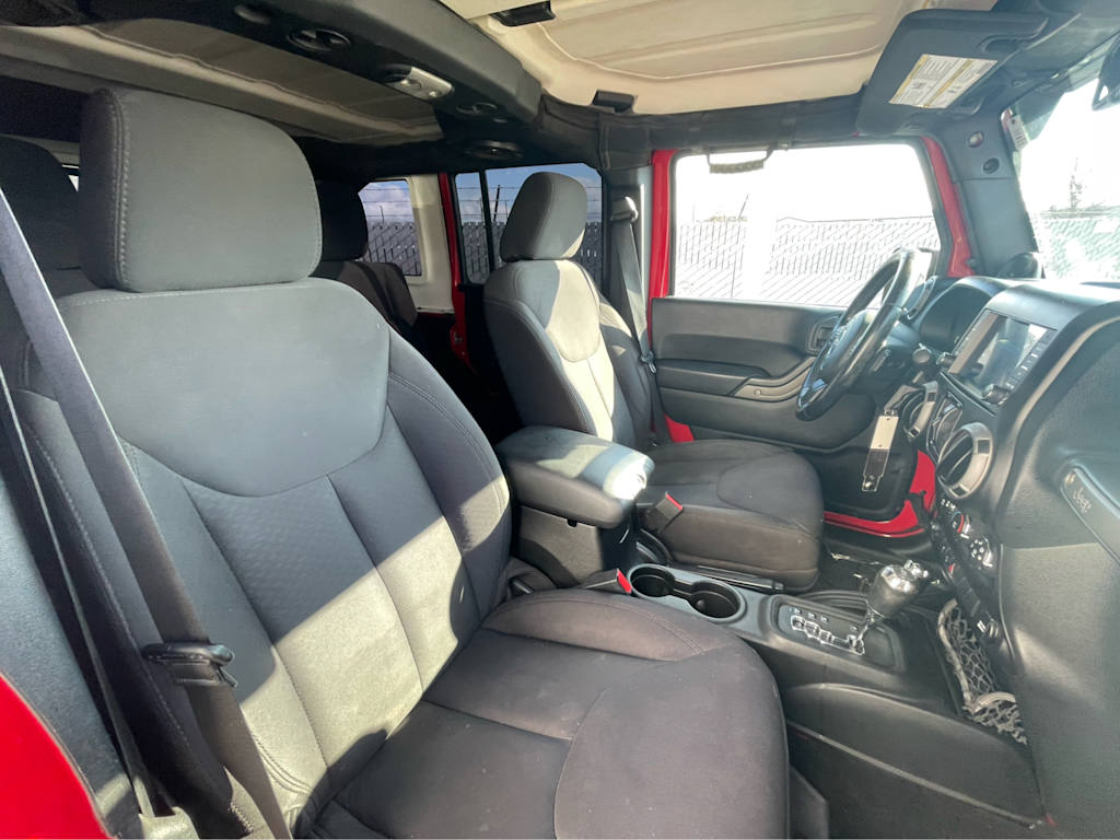 Thumbnail: 2014 Jeep Wrangler - 25