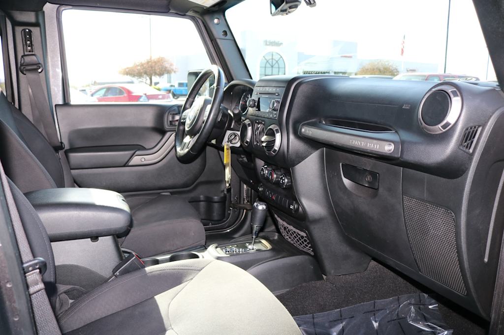 Thumbnail: 2018 Jeep Wrangler - 12
